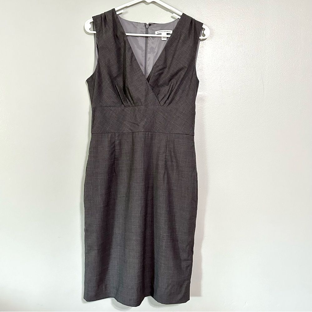 Banana Republic women’s sz 4 stretch wool business casual sleeveless dress